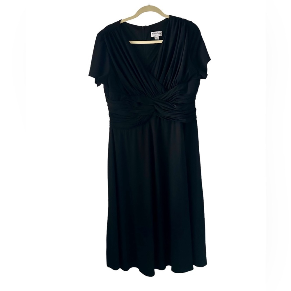 NorthStyle Women's Dress Black Size 20P